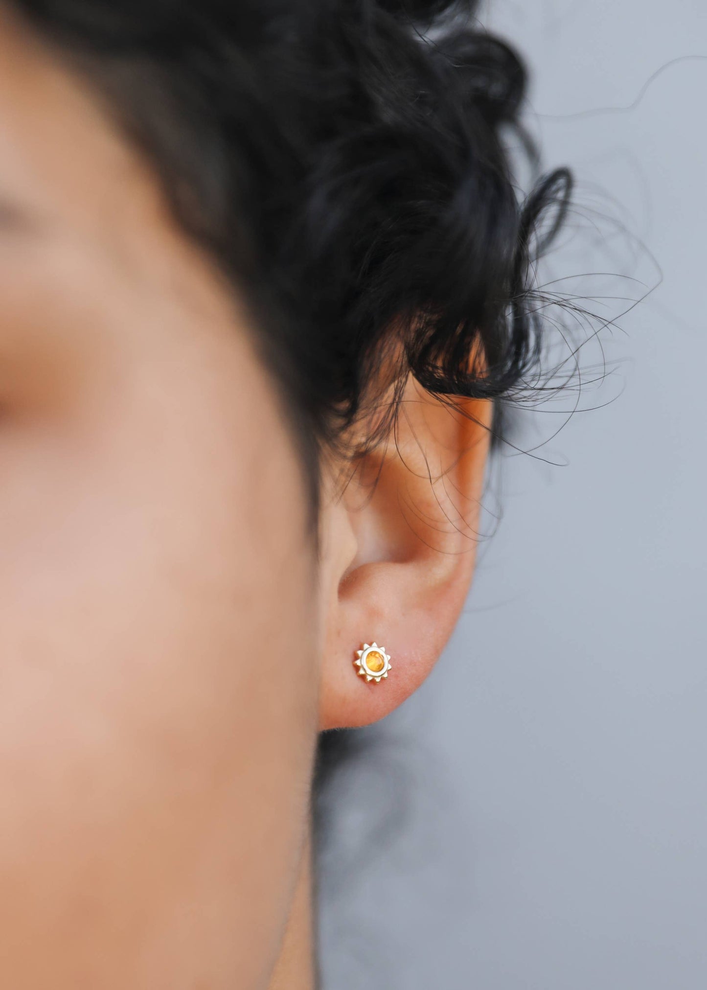 Gold Sun Stud Earrings - Amber