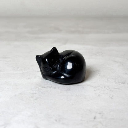 Sleeping Cat Crystal Carving | 1 in