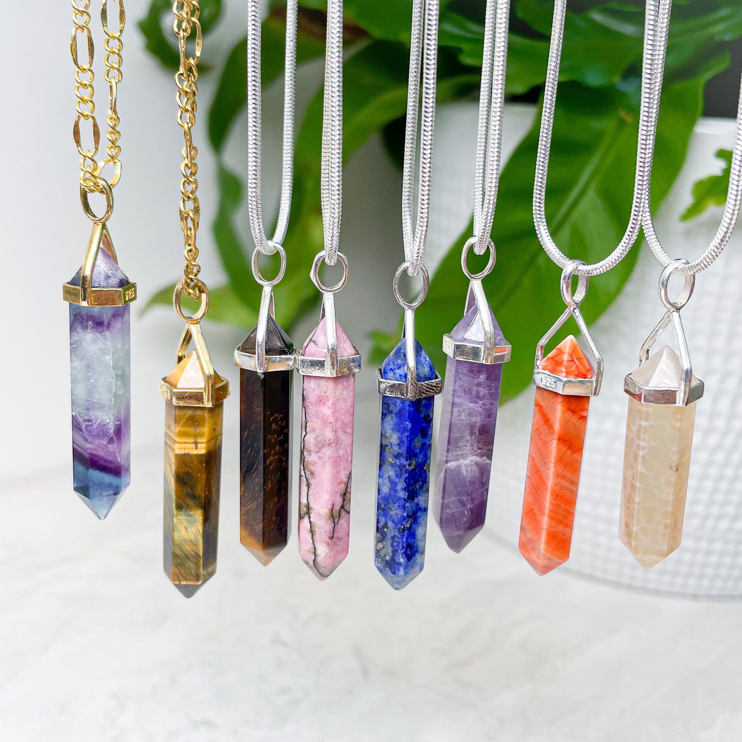 Crystal Pendant Points with Chain 1.5"