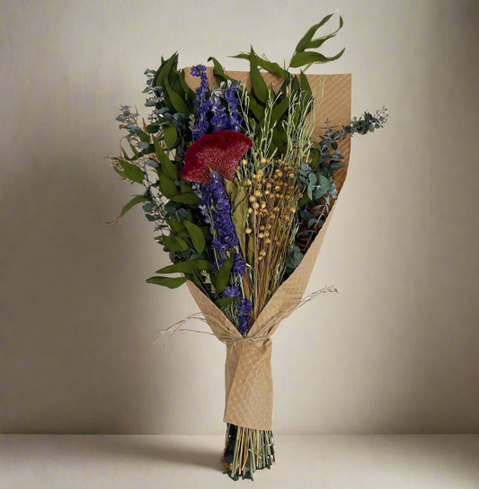 Dried flower bouquet at Ordinary Magic in Savannah, GA