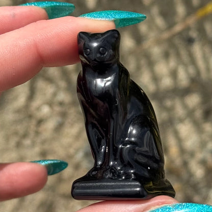 Small Sitting Obsidian Cat