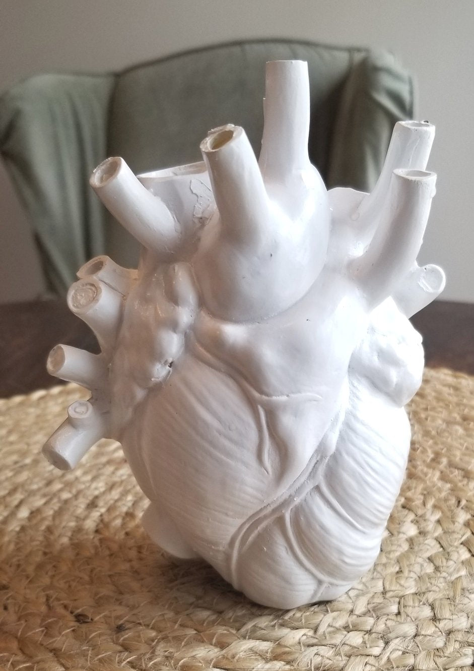 Heart Vase - white resin