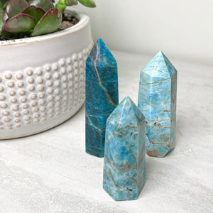 Blue Apatite Standing Points