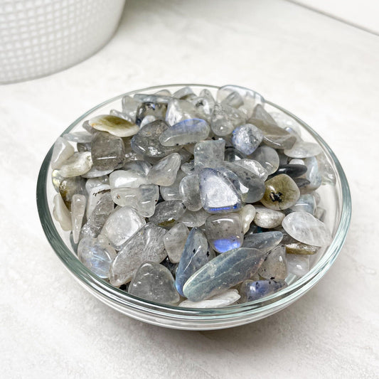 Tumbled Labradorite Chips